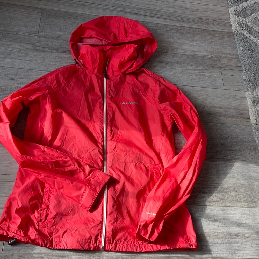 Columbia women’s light coat